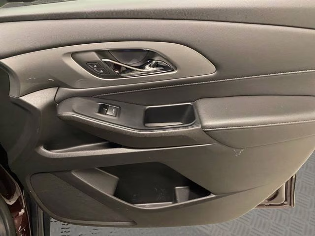 2023 Black Cherry Metallic Chevrolet Traverse LT AWD SUV