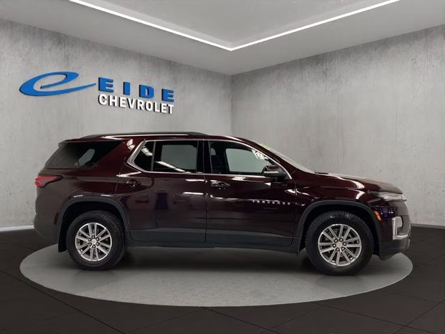 2023 Black Cherry Metallic Chevrolet Traverse LT AWD SUV