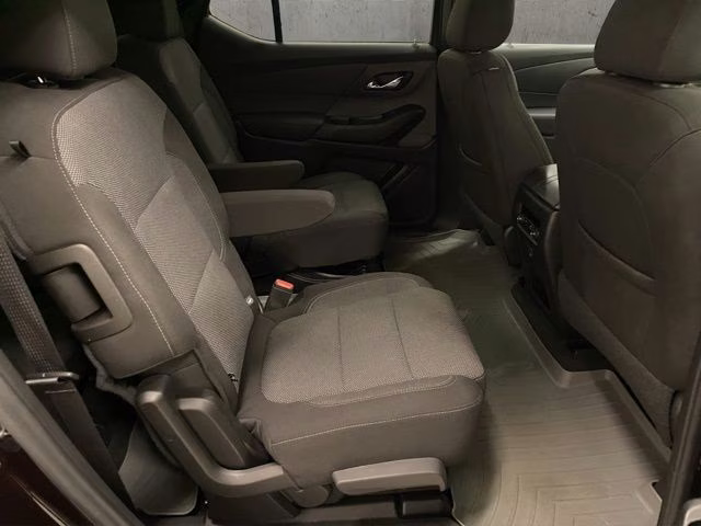 2023 Black Cherry Metallic Chevrolet Traverse LT AWD SUV