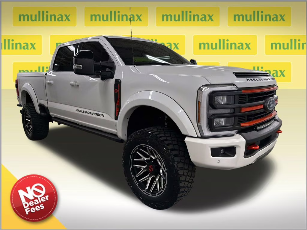 2024 White Metallic Ford Super Duty F-250 SRW Lariat 4X4 Truck