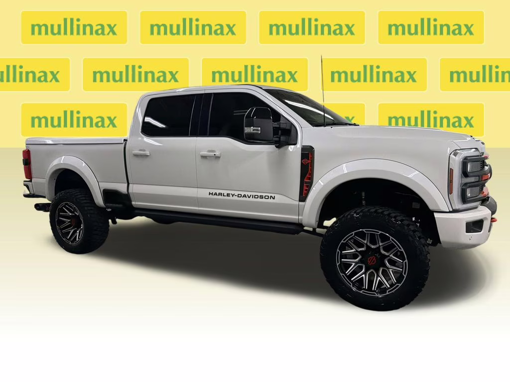 2024 White Metallic Ford Super Duty F-250 SRW Lariat 4X4 Truck