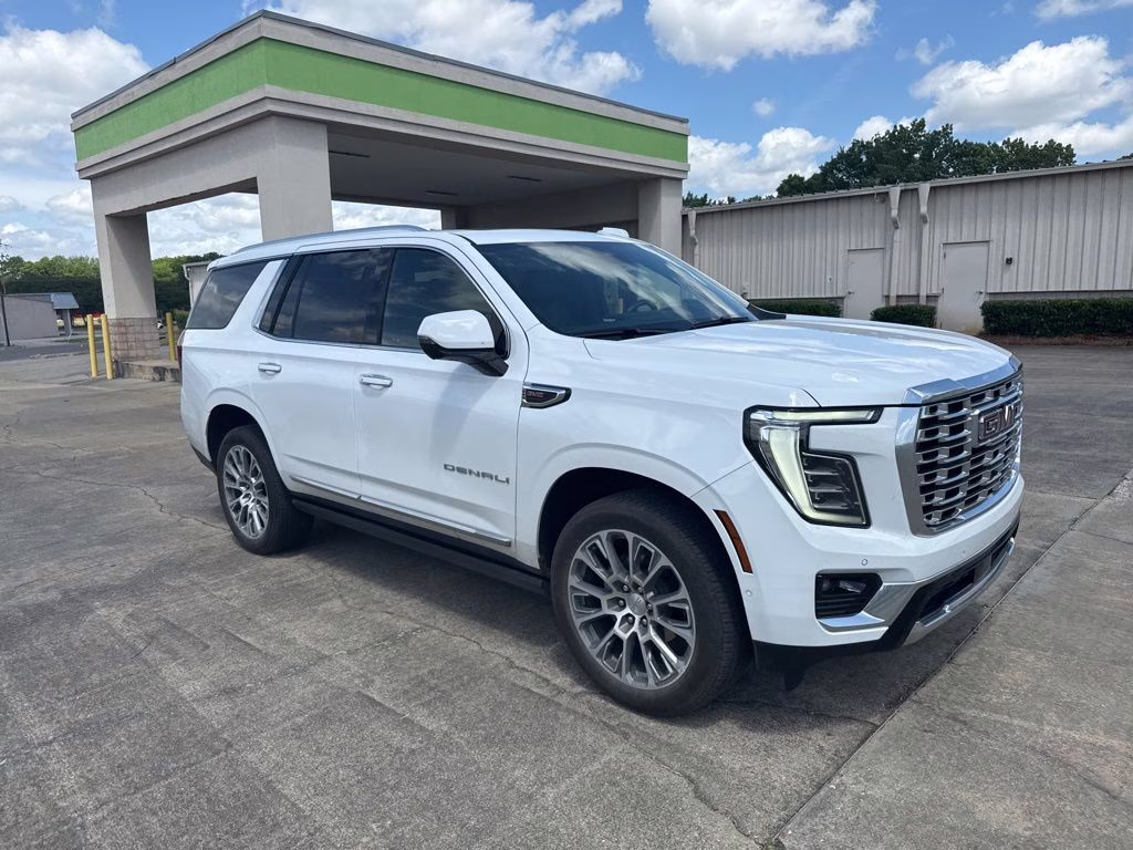2025 Summit White GMC Yukon Denali RWD SUV