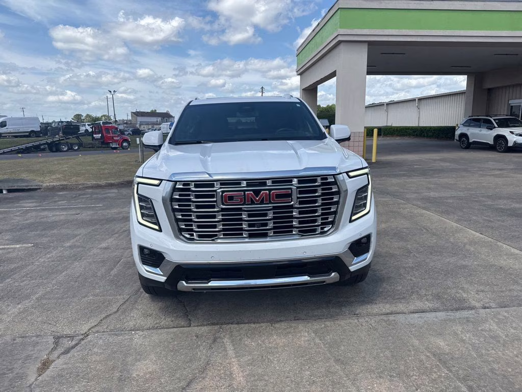 2025 Summit White GMC Yukon Denali RWD SUV