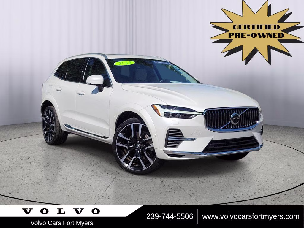 2023 Crystal White Metallic Volvo XC60 Ultimate Bright Theme AWD SUV
