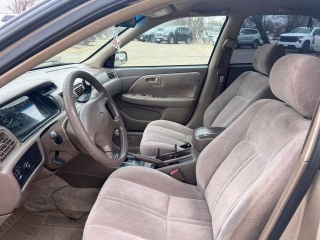 1998 Cashmere Beige Metallic Toyota Camry LE FWD Sedan