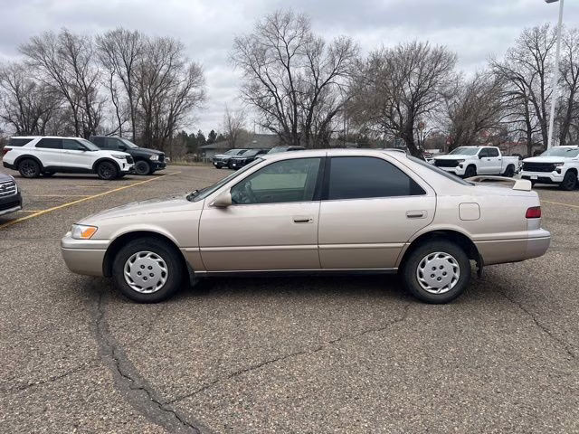 1998 Cashmere Beige Metallic Toyota Camry LE FWD Sedan