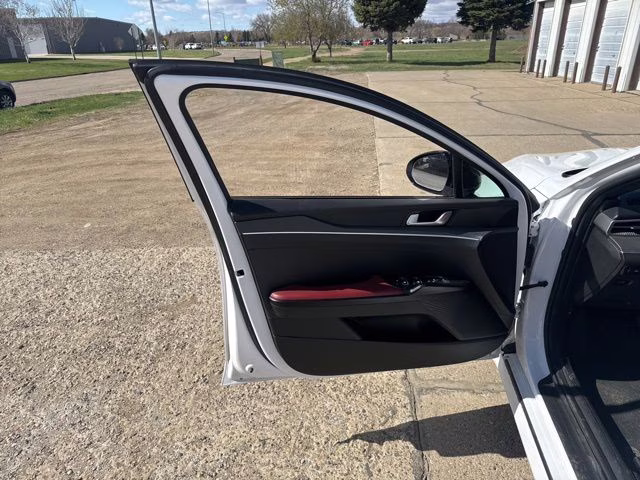 2023 Glacial White Pearl Kia K5 GT-Line AWD Sedan