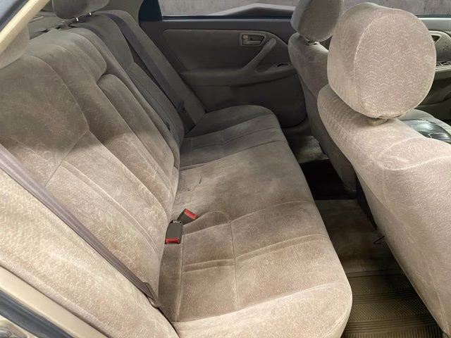 1998 Cashmere Beige Metallic Toyota Camry LE FWD Sedan