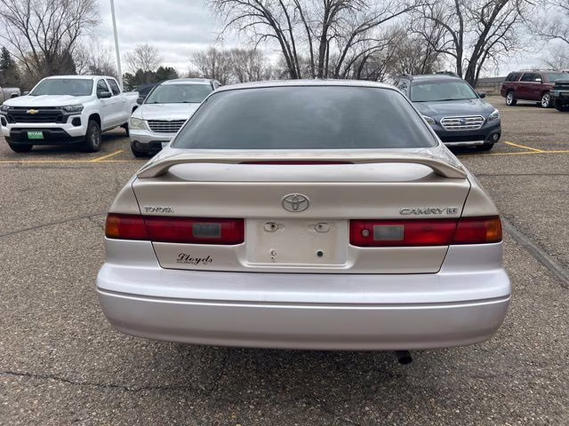 1998 Cashmere Beige Metallic Toyota Camry LE FWD Sedan
