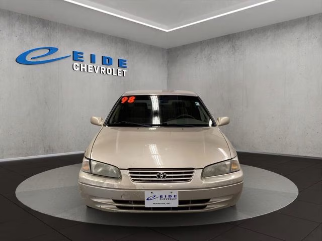 1998 Cashmere Beige Metallic Toyota Camry LE FWD Sedan