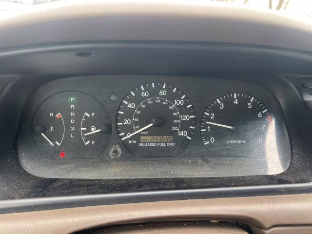 1998 Cashmere Beige Metallic Toyota Camry LE FWD Sedan