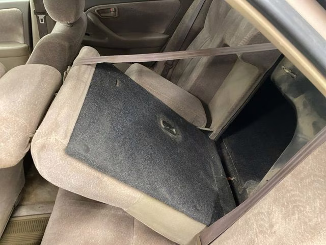 1998 Cashmere Beige Metallic Toyota Camry LE FWD Sedan