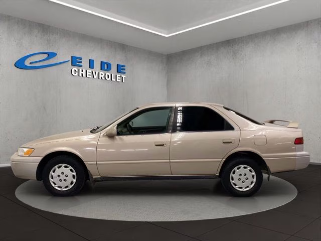 1998 Cashmere Beige Metallic Toyota Camry LE FWD Sedan