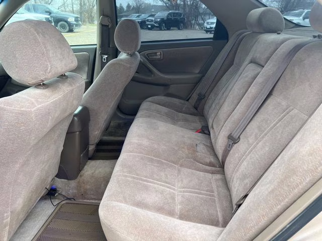 1998 Cashmere Beige Metallic Toyota Camry LE FWD Sedan
