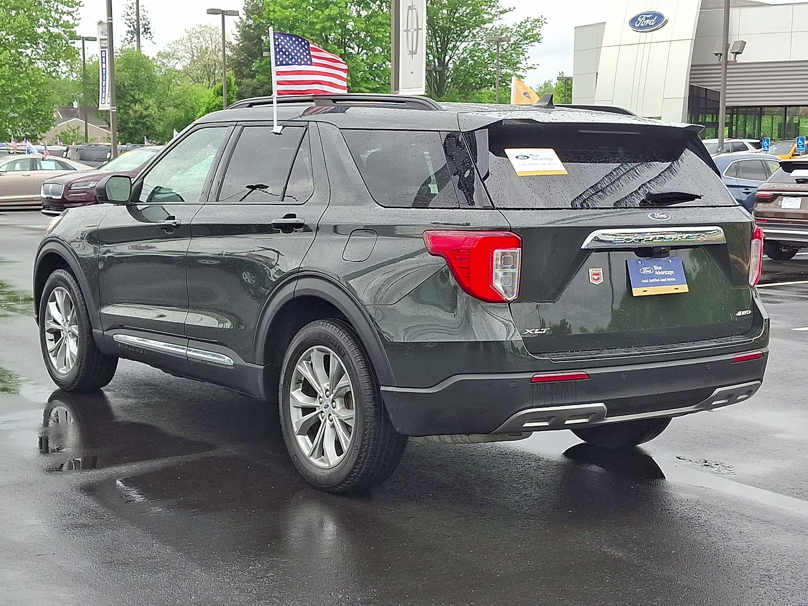 2022 Forged Green Metallic - L9 Ford Explorer XLT 4X4