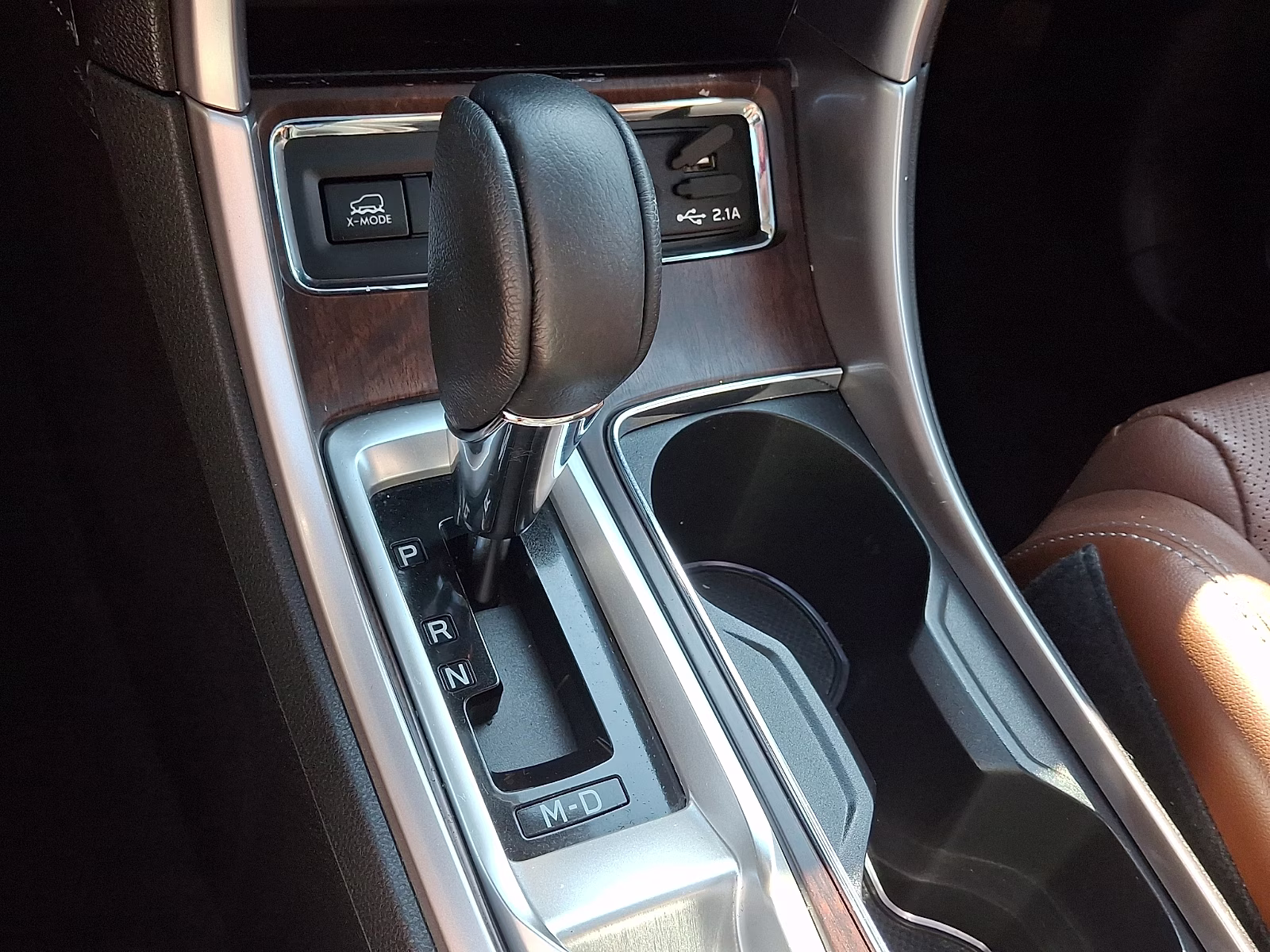 2020 Crystal White Pearl - WH5 Subaru Ascent Touring AWD