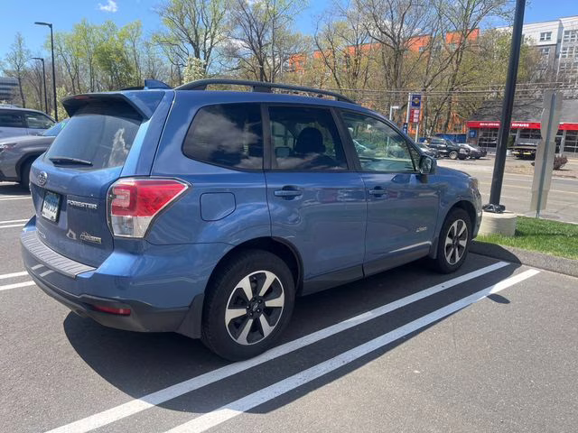 2018 Quartz Blue Pearl Subaru Forester 2.5i Premium AWD SUV