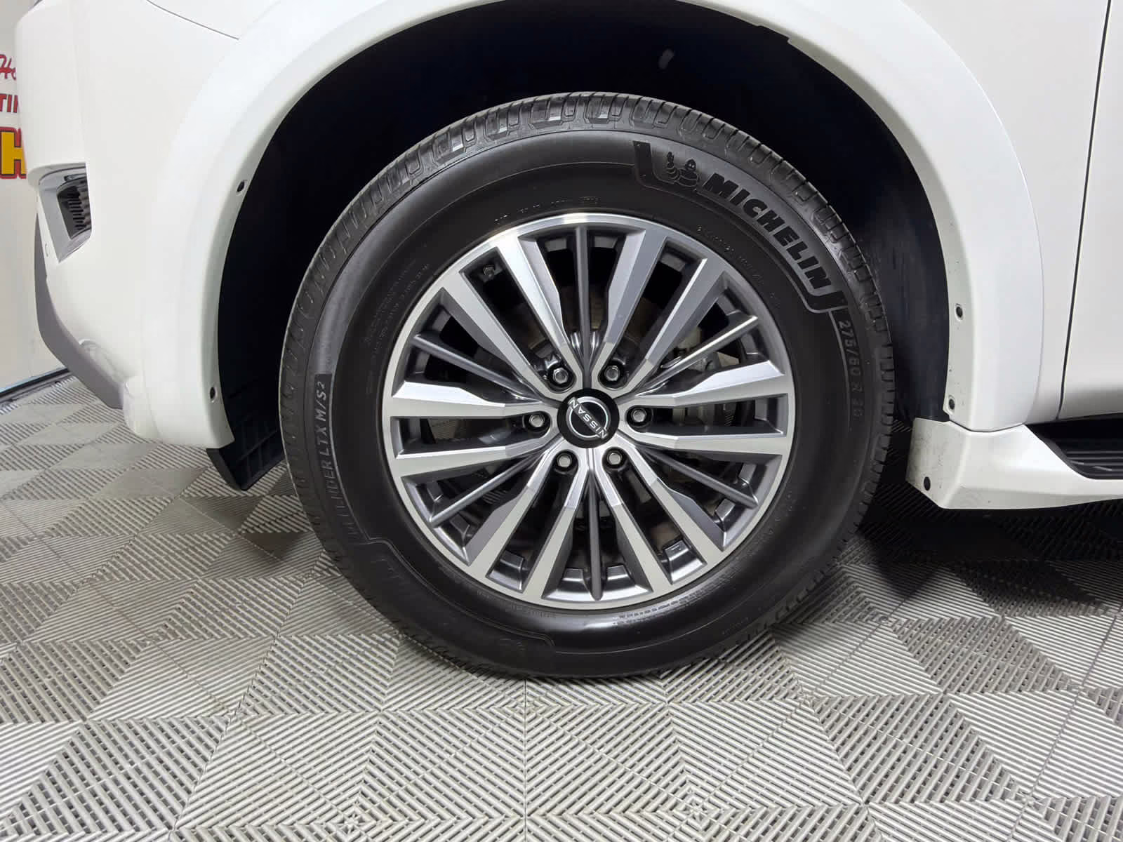 2023 Aspen White Tricoat Nissan Armada SL RWD SUV