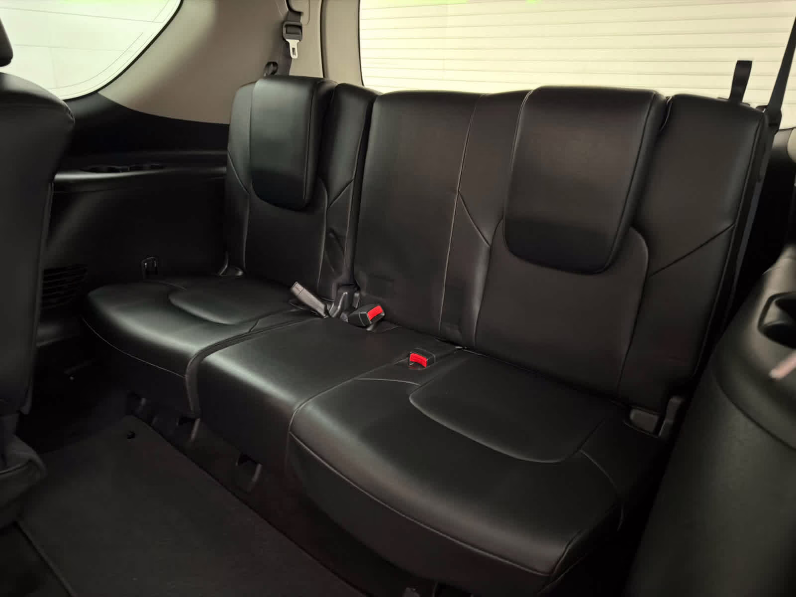 2023 Aspen White Tricoat Nissan Armada SL RWD SUV
