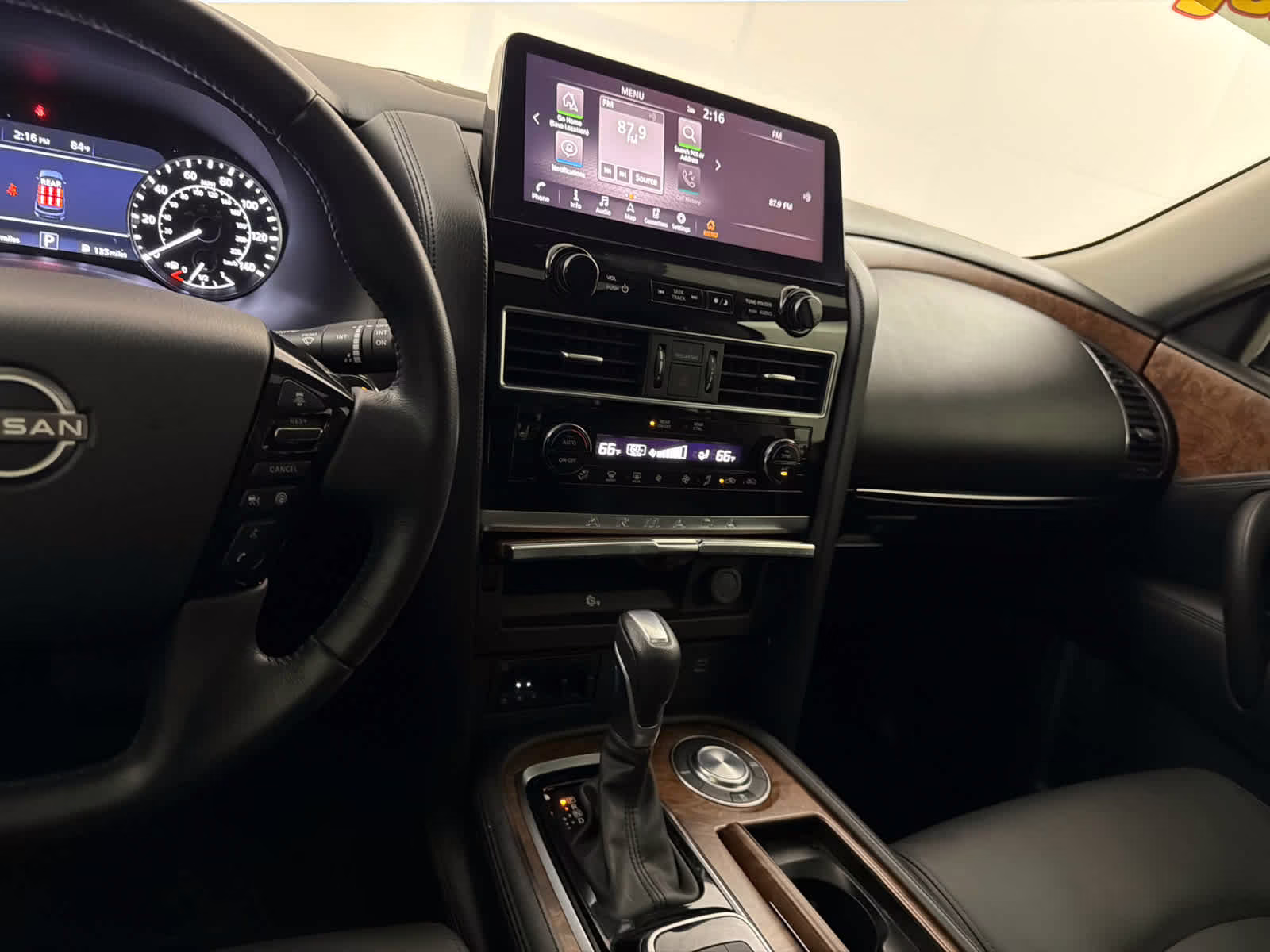2023 Aspen White Tricoat Nissan Armada SL RWD SUV