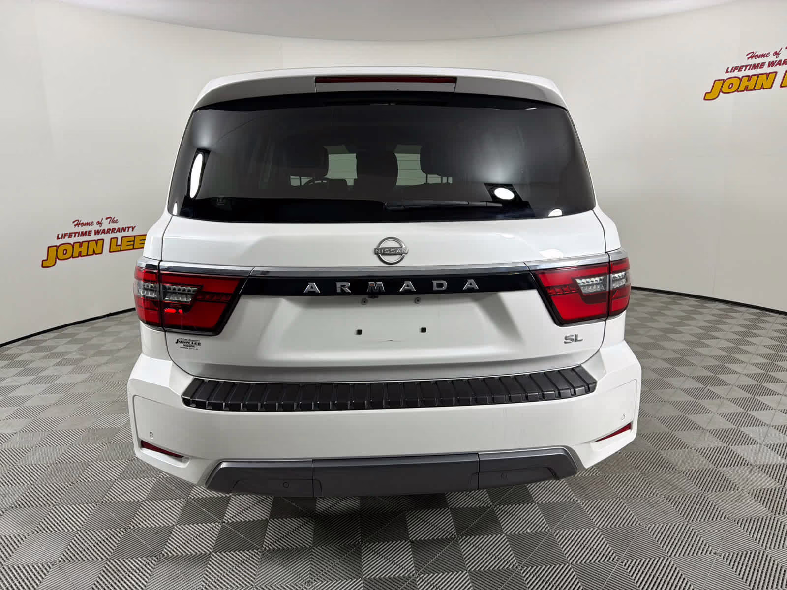 2023 Aspen White Tricoat Nissan Armada SL RWD SUV