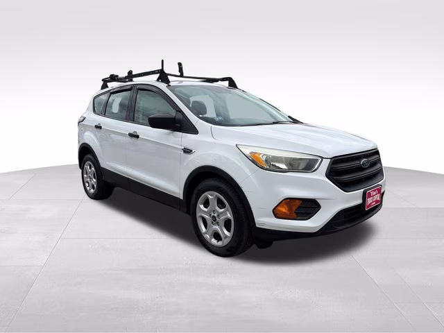 2017 Oxford White Ford Escape S FWD SUV