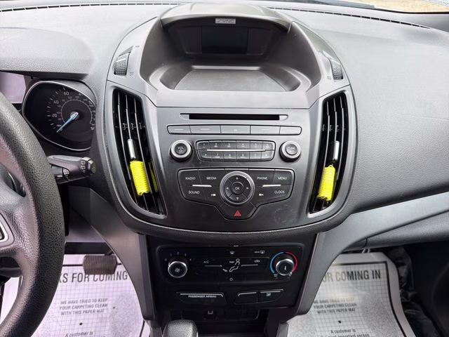 2017 Oxford White Ford Escape S FWD SUV