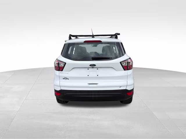2017 Oxford White Ford Escape S FWD SUV