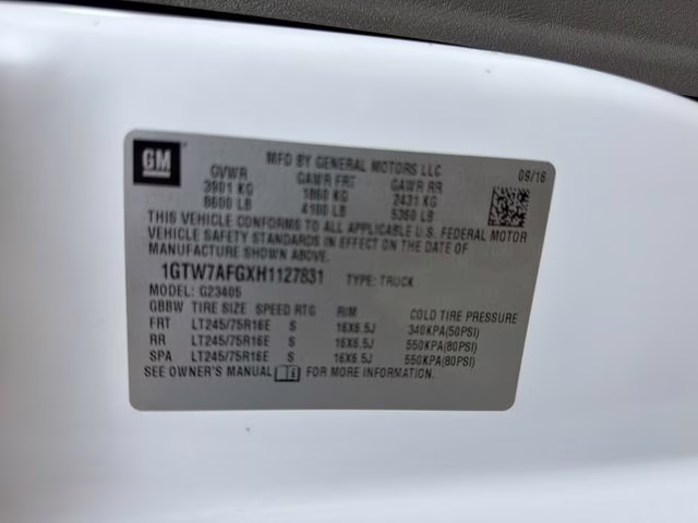 2017 Summit White GMC Savana 2500 Work Van RWD Van