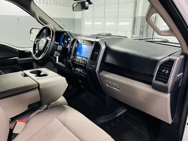 2020 Oxford White Ford F-150 XLT RWD Truck