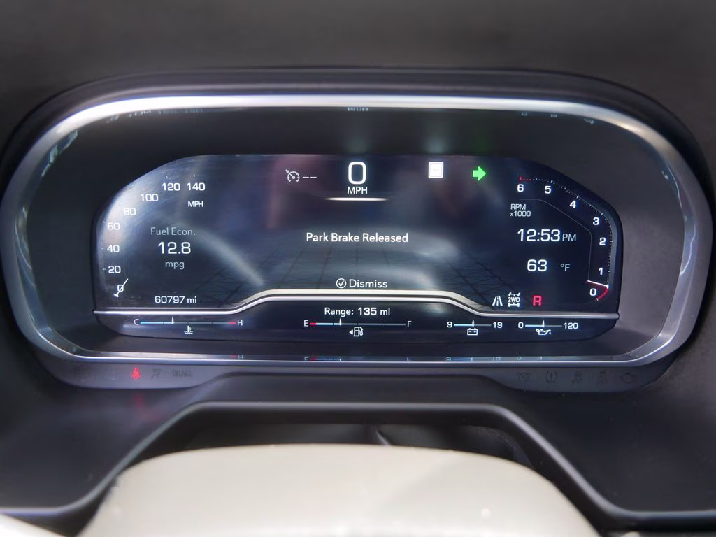2023 Sterling Metallic GMC Yukon AT4 4X4 SUV