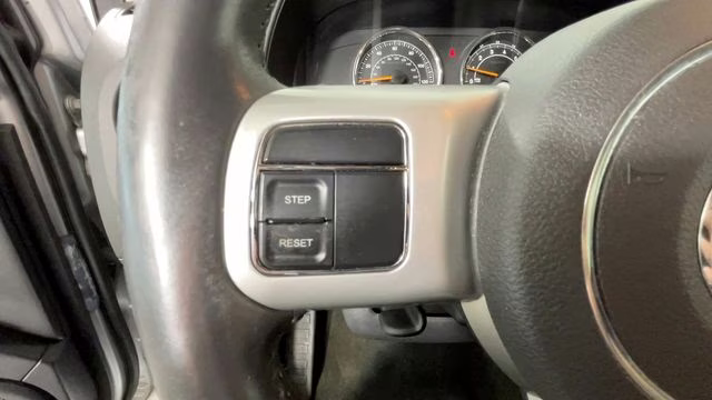 2016 Billet Silver Metallic Clearcoat Jeep Compass Latitude 4X4 SUV