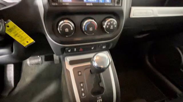 2016 Billet Silver Metallic Clearcoat Jeep Compass Latitude 4X4 SUV
