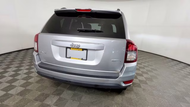 2016 Billet Silver Metallic Clearcoat Jeep Compass Latitude 4X4 SUV