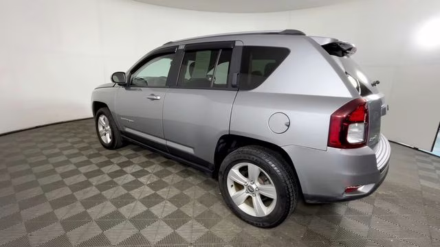 2016 Billet Silver Metallic Clearcoat Jeep Compass Latitude 4X4 SUV
