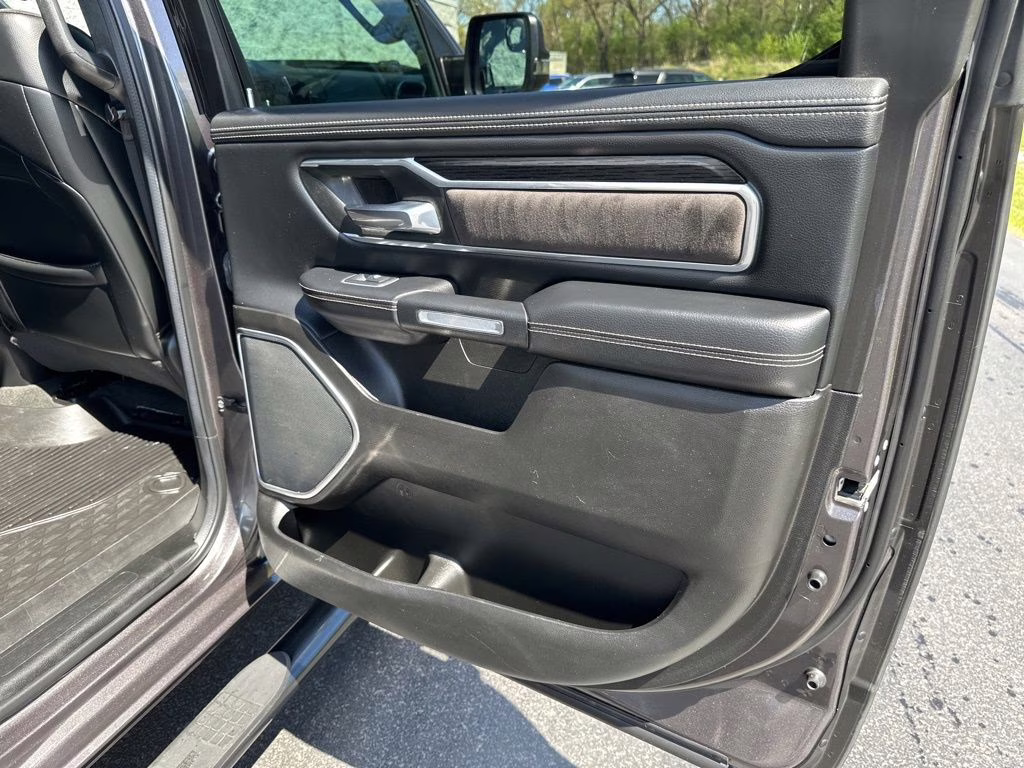 2023 Granite Crystal Metallic Clearcoat Ram 1500 Laramie 4X4 Truck