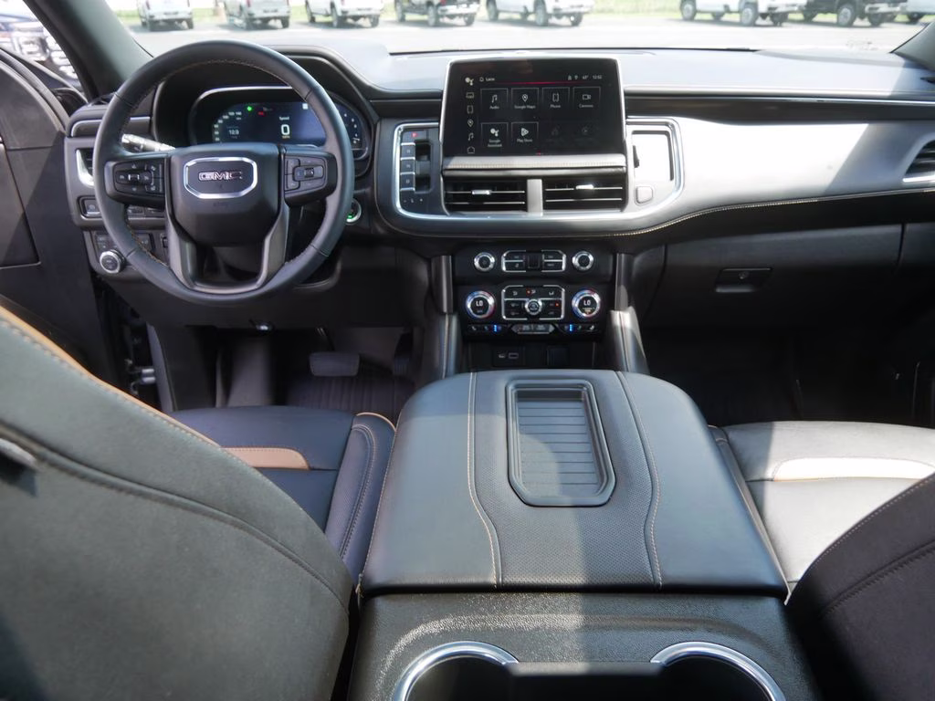 2023 Sterling Metallic GMC Yukon AT4 4X4 SUV