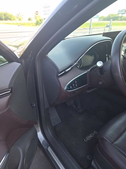 2023 Himalayan Gray Genesis GV70 2.5T AWD SUV