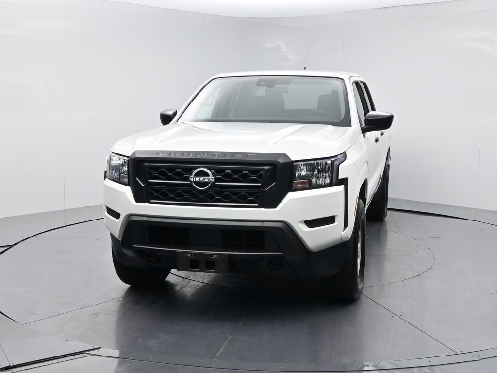 2022 Glacier White Nissan Frontier S 4X4 Truck