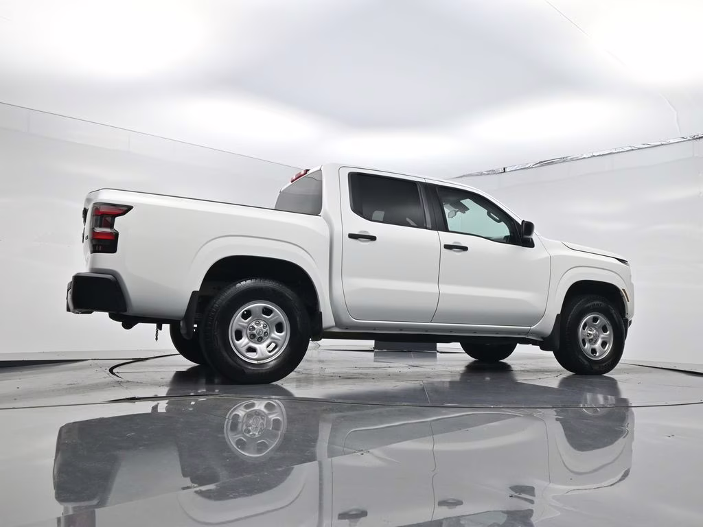 2022 Glacier White Nissan Frontier S 4X4 Truck