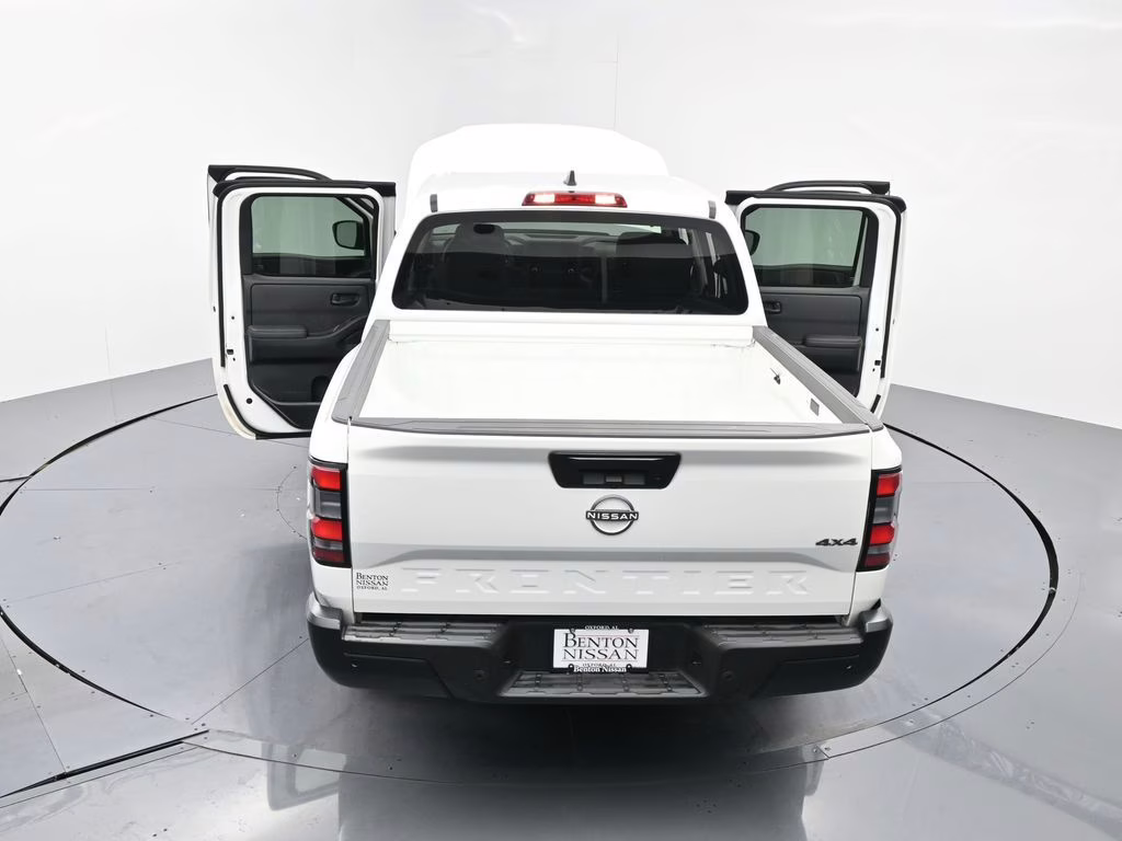 2022 Glacier White Nissan Frontier S 4X4 Truck