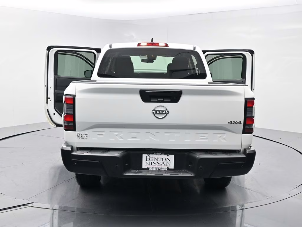 2022 Glacier White Nissan Frontier S 4X4 Truck