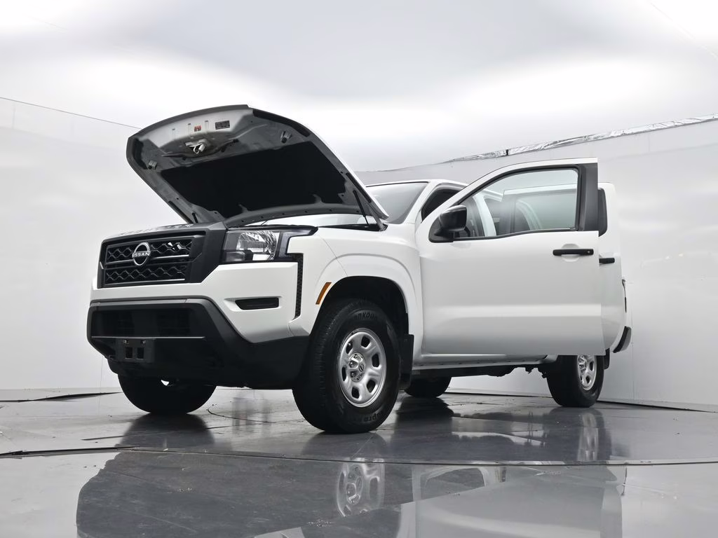 2022 Glacier White Nissan Frontier S 4X4 Truck