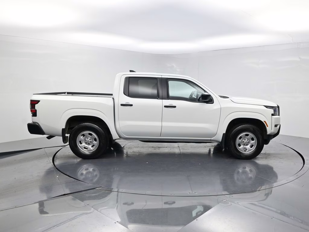 2022 Glacier White Nissan Frontier S 4X4 Truck
