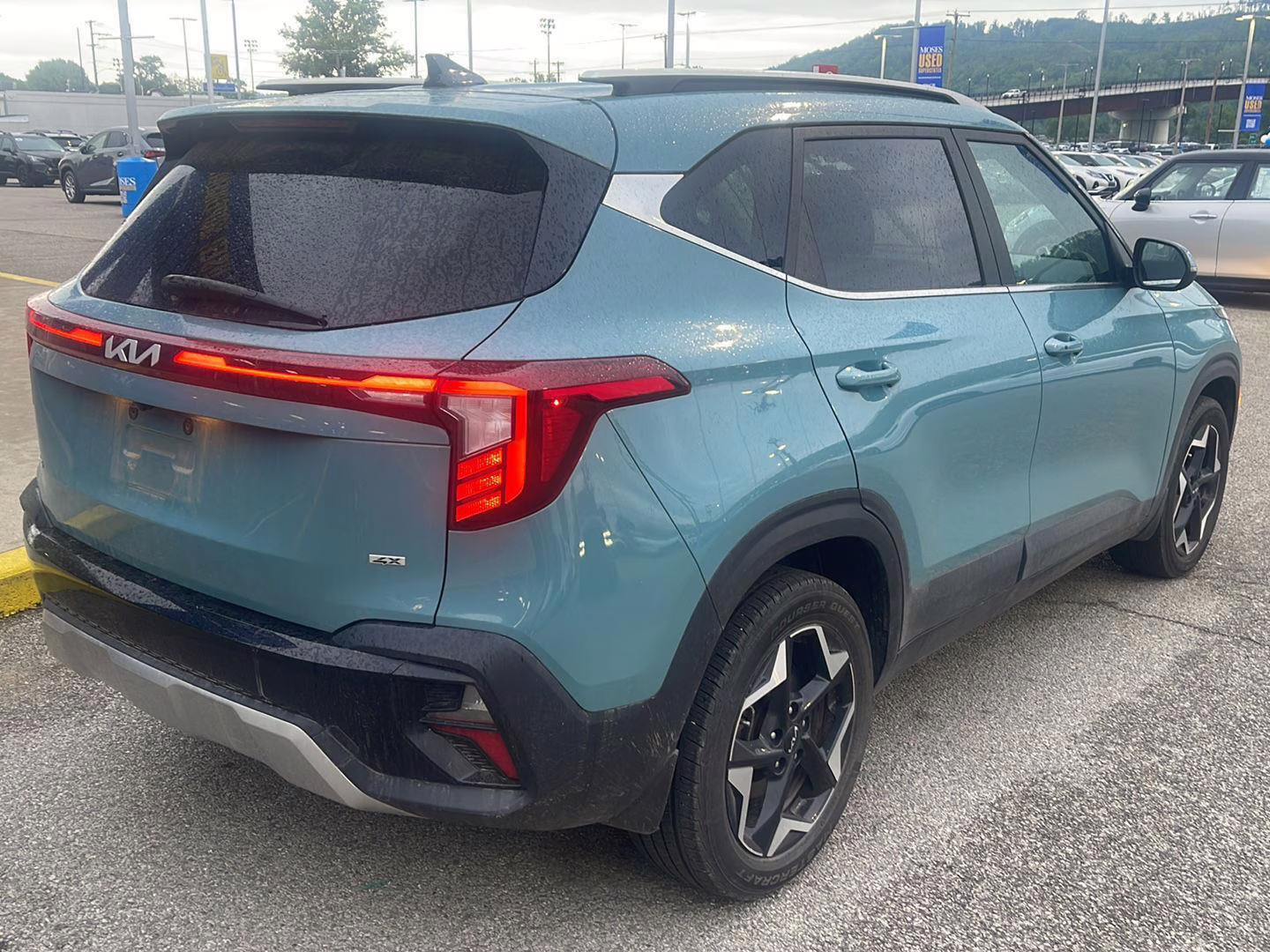 2024 Pluton Blue Kia Seltos EX AWD SUV