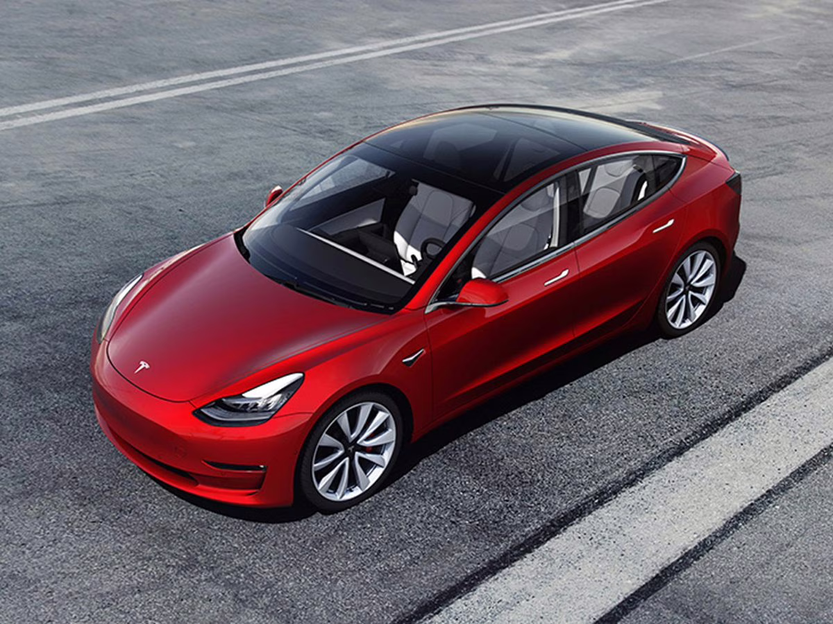 2023 White Tesla Model 3 Base RWD Sedan