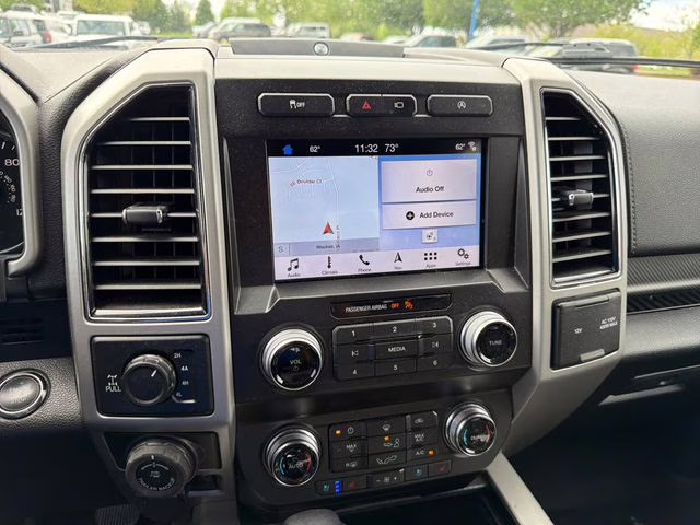 2019 Oxford White Ford F-150 Lariat 4X4 Truck