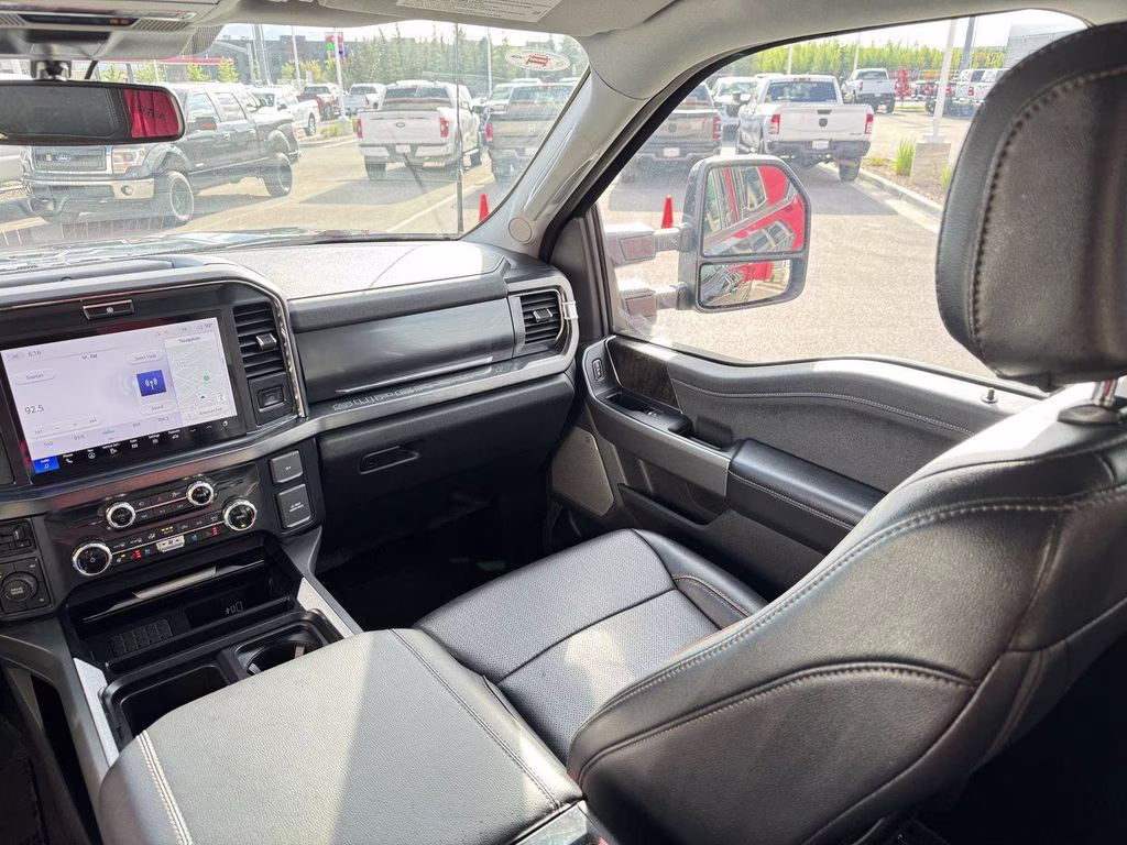 2025 Blue Metallic Ford Super Duty F-250 SRW Lariat 4X4 Truck