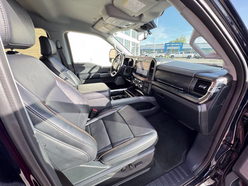 2025 Blue Metallic Ford Super Duty F-250 SRW Lariat 4X4 Truck