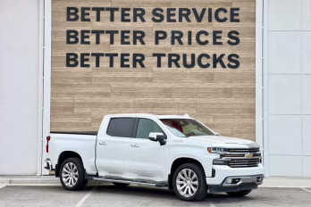 2020 Iridescent Pearl Tricoat Chevrolet Silverado 1500 High Country 4X4 Truck